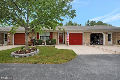 1068 Matthew Ct, Hagerstown, MD 21742 - photo 2