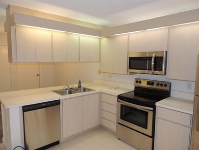 7 Amherst Ct unit D, Royal Palm Beach, FL 33411 - photo 7