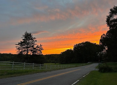 711 Hillbrook Cir, Pacolet, SC 29372 - photo 3