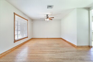 1214 W 31st St, Houston, TX 77018 - photo 5