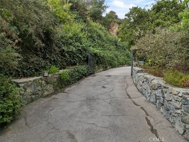 1218 Flintridge Cir, La Canada Flintridge, CA 91011 - photo 3