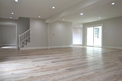 7239 Ridge Oak Dr, Houston, TX 77088 - photo 4