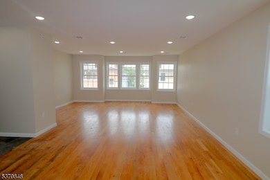 32 Garibaldi Ave, Newark, NJ 07114 - photo 6