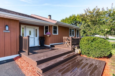 W4945 Harvest Ln, La Crosse, WI 54601 - photo 5