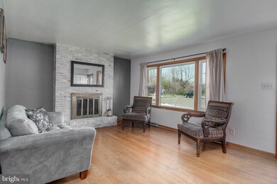 208 Rock Willow Ave, Hagerstown, MD 21740 - photo 2