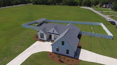 101 Heards Pond Ln, Thomasville, GA 31757 - photo 2