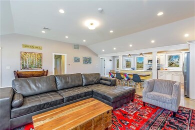 107 Border Ave, Wakefield, RI 02879 - photo 5