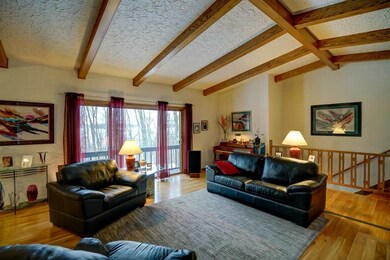 1867 Briarwood Ln, Fitchburg, WI 53575 - photo 4