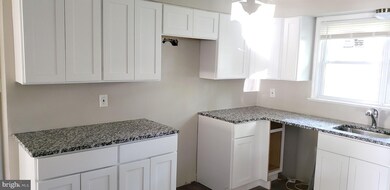 330 Thomson Ave, Paulsboro, NJ 08066 - photo 7