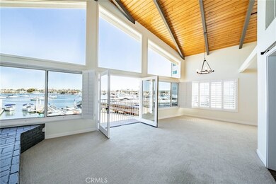 Stunning 2-level bay views