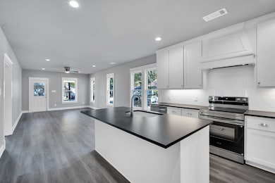 622 Dunn St, Waxahachie, TX 75165 - photo 2