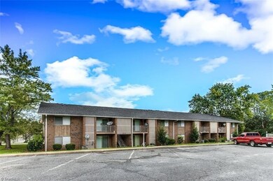 1019 S Church St, Asheboro, NC 27203 - photo 2