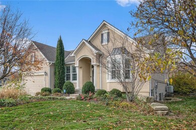 12544 Oak Ct, Kansas City, MO 64145 - photo 2