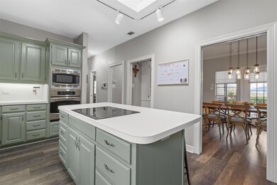 910 Whitney Ct, Denton, TX 76205 - photo 6