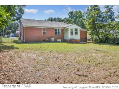 402 Durant Dr, Fayetteville, NC 28304 - photo 2