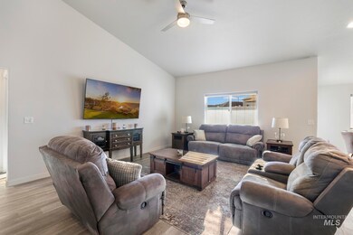 766 Cortni Dr, Twin Falls, ID 83301 - photo 6