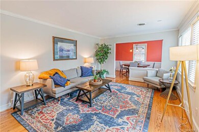 Large Living room that has beautiful hardwood floo