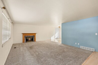 1266 E 3125 N, Layton, UT 84040 - photo 5
