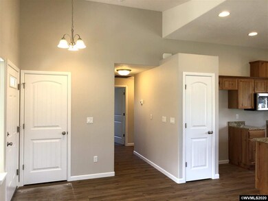 1923 SW 14th Ave, Albany, OR 97321 - photo 7