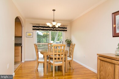 2304 Sunset Dr N, Sykesville, MD 21784 - photo 5