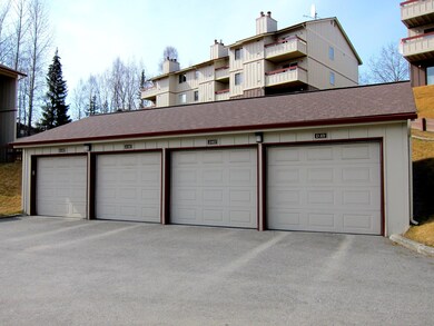 Detached Garage