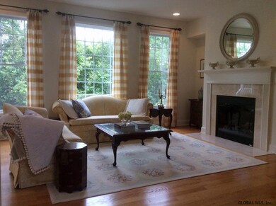 15 Conway Cir, Albany, NY 12211 - photo 4