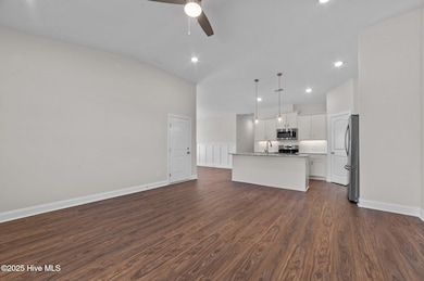 4228 Laurel Ridge Dr unit A, Greenville, NC 27834 - photo 7