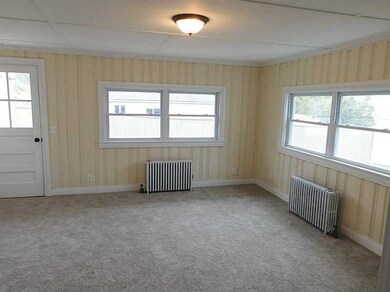 10 Quinlan St, West Warwick, RI 02893 - photo 2