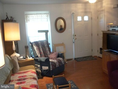 1845 Tiger Lily Cir unit 46, Woodbridge, VA 22192 - photo 5