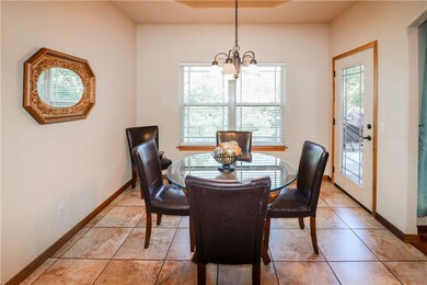 16 Ayton Ln, Bella Vista, AR 72714 - photo 4