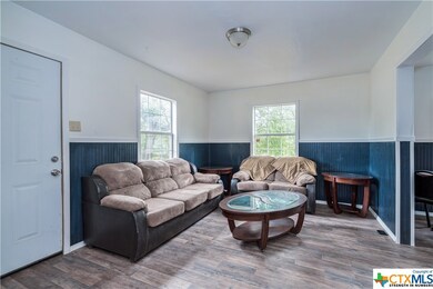 206 E Reagan Ave, Copperas Cove, TX 76522 - photo 3