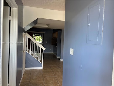 6640 W 24th Ct unit 25-106, Hialeah, FL 33016 - photo 3