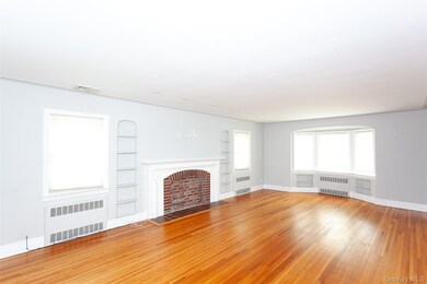 355 E Beech St, Long Beach, NY 11561 - photo 7