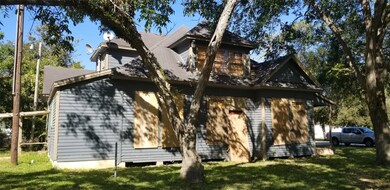 2216 Peach Ave, Bay City, TX 77414 - photo 6