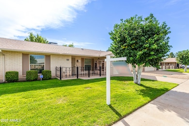 10825 W Kelso Dr, Sun City, AZ 85351 - photo 2