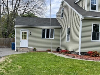 31 Chickering Rd, Lawrence, MA 01843 - photo 2