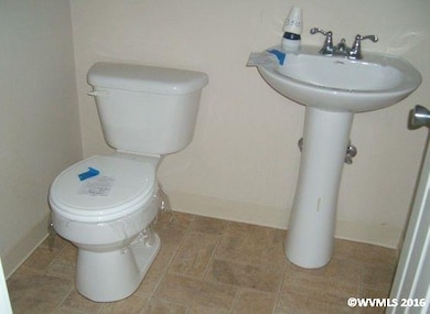 242 SW Railroad St, Sheridan, OR 97378 - photo 3