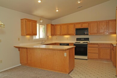 3263 Forest Homes Dr, Redding, CA 96002 - photo 6