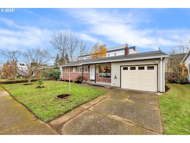 10416 NE Davis St, Portland, OR 97220 - photo 3