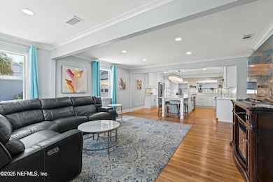Entrance Living Room