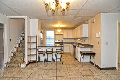 29 Whipple St, Pawtucket, RI 02860 - photo 4