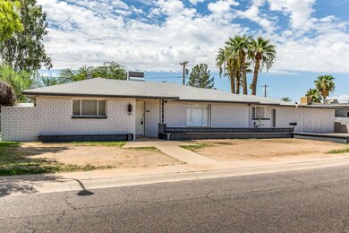 5715 W Monterosa St-2