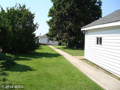 7517 Iroquois Ave, Sparrows Point, MD 21219 - photo 6