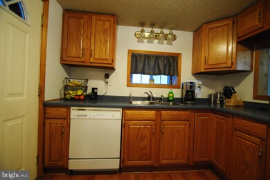 1038 Black Gap Rd, Fayetteville, PA 17222 - photo 6