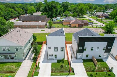 2409 Ferguson Way, Houston, TX 77088 - photo 3