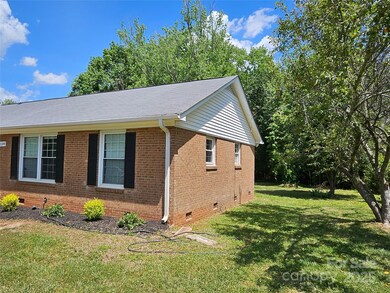 1109 Reid Harkey Rd, Matthews, NC 28105 - photo 4