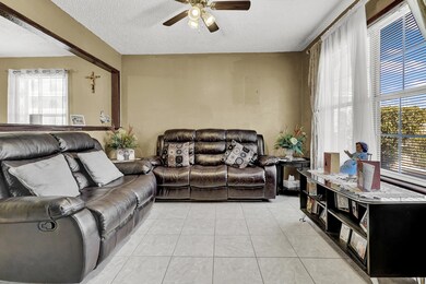 1022 Green Lilac Cir, El Paso, TX 79915 - photo 4