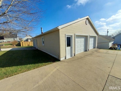 1514 Dewey St, Jasper, IN 47546 - photo 7
