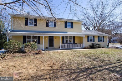 9 Country Dr, Leola, PA 17540 - photo 3