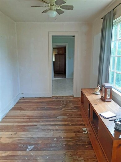 209 Center St, Argyle, WI 53504 - photo 2